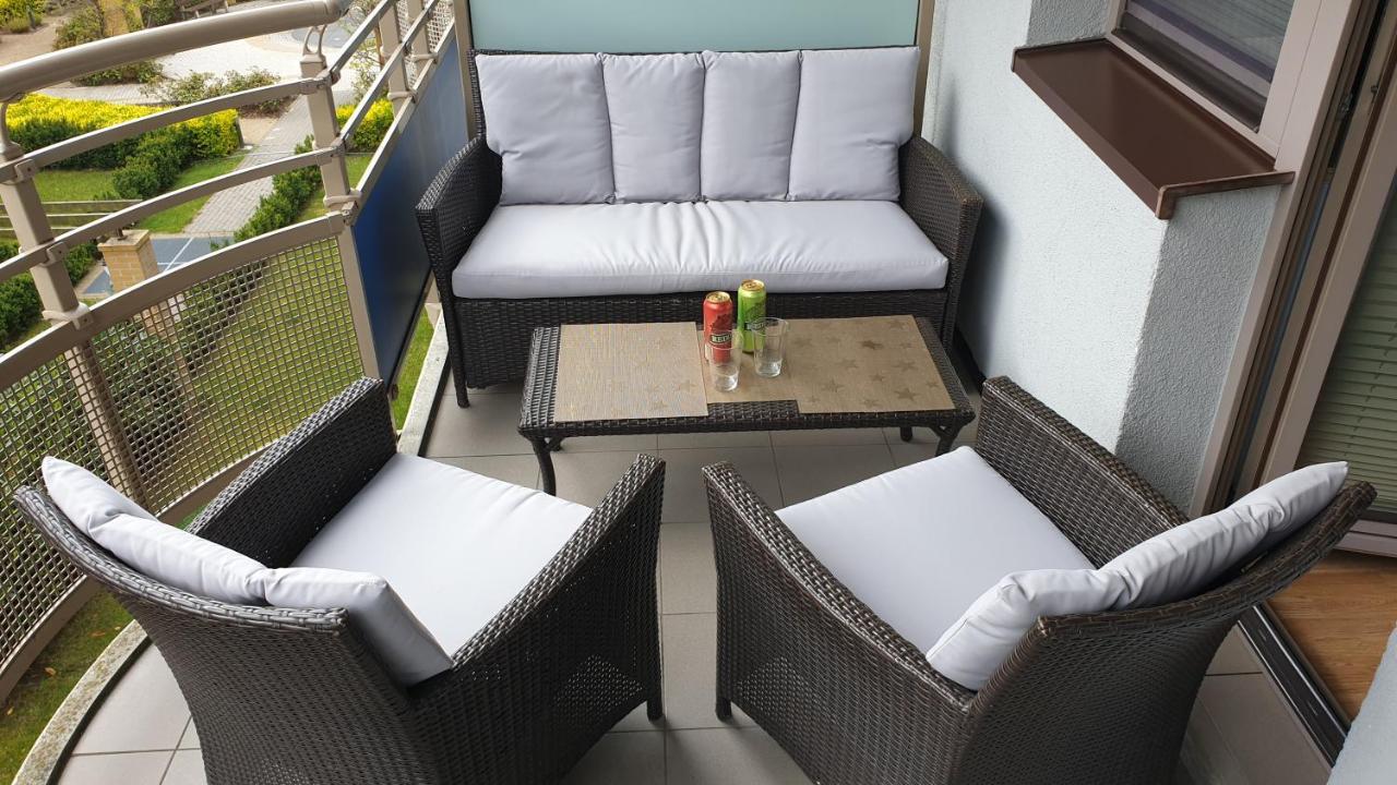 Apartament Opal Zdrojowa 300M Do Morza Apartment Swinoujscie Luaran gambar