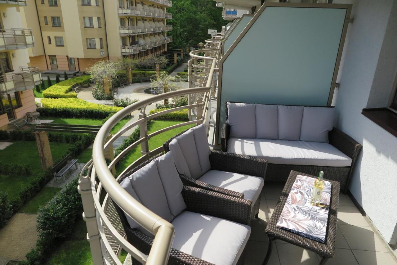 Apartament Opal Zdrojowa 300M Do Morza Apartment Swinoujscie Luaran gambar