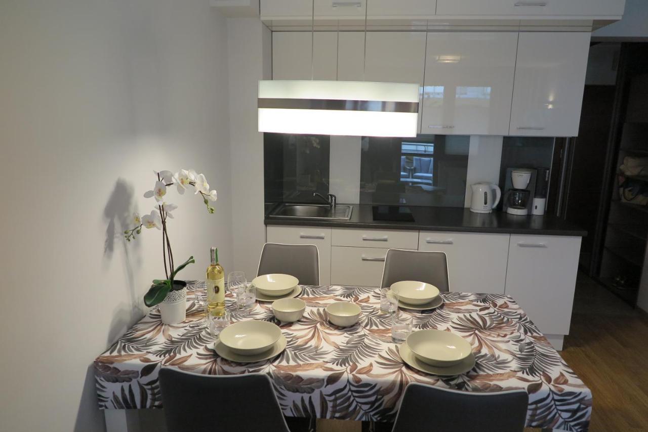 Apartament Opal Zdrojowa 300M Do Morza Apartment Swinoujscie Luaran gambar